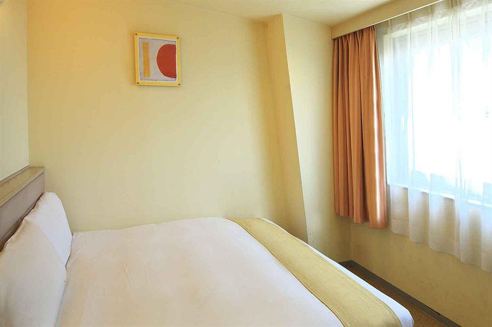 Almont Asakusa 3*